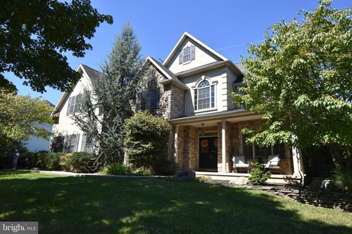 2142 Fieldstone Dr, BETHLEHEM, PA, 18015-5522 | Card Image