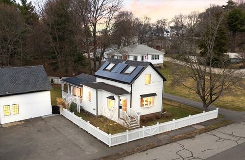 18 Sherman Pl, Woburn, MA, 01801-3614 | Card Image