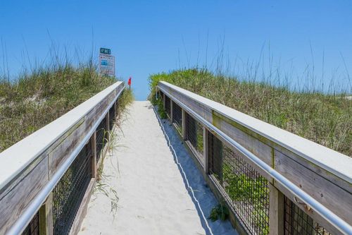 117 Sea Grove Ln, Jacksonville Beach, FL, 32250-6761 | Card Image