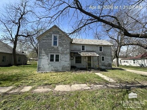 208 Adolph St, White City, KS, 66872 | Card Image