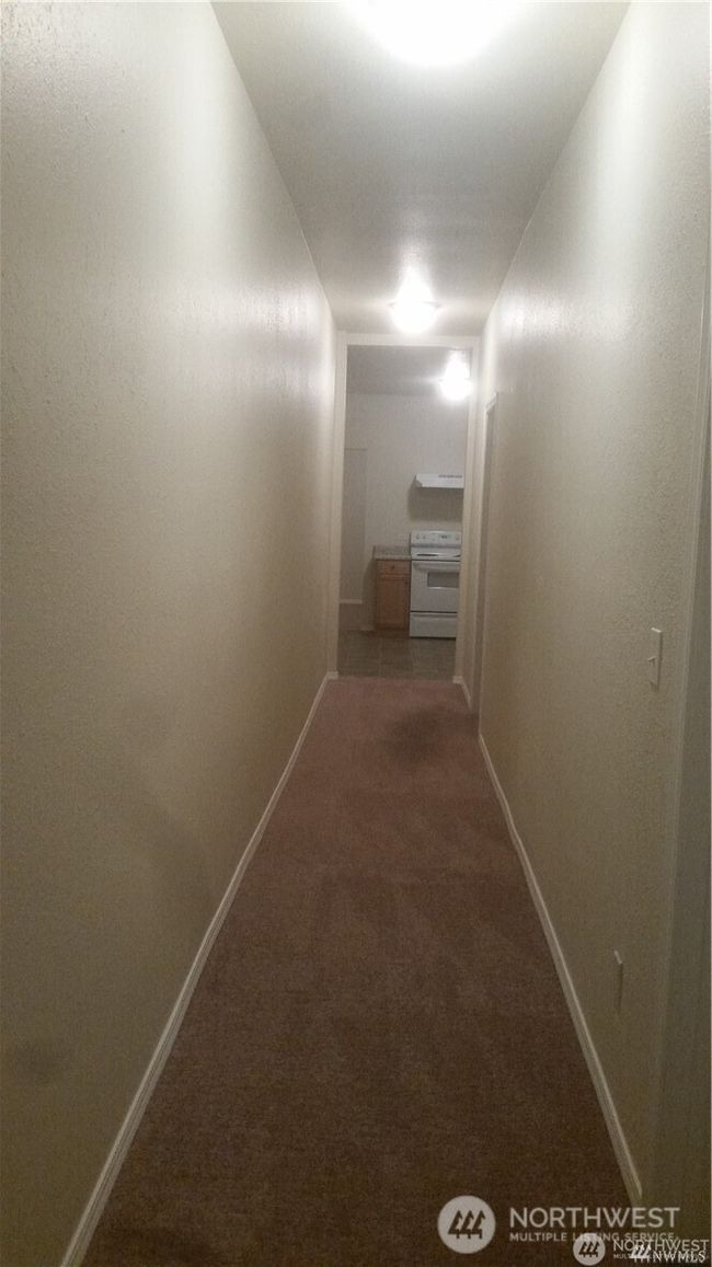 307 N E St, Home with 0 bedrooms, 0 bathrooms and 4 parking in Aberdeen WA | Image 7
