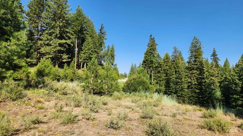 16 Sarah Way, Cascade, ID, 83611-5122 | Card Image