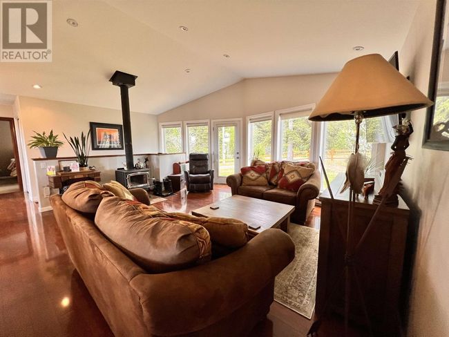 6284 Macabar Rd, House other with 4 bedrooms, 2 bathrooms and null parking in Lone Butte BC | Image 11