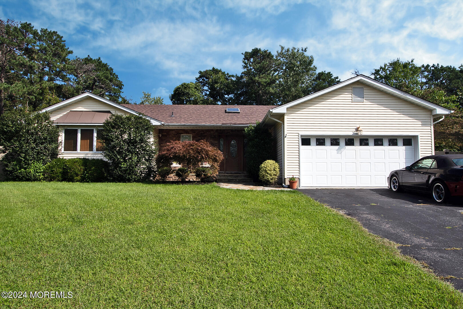 London Ct, Toms River, NJ 08753