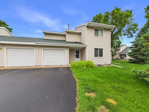 1613 25th Ave N, Saint Cloud, MN, 56303-1317 | Card Image