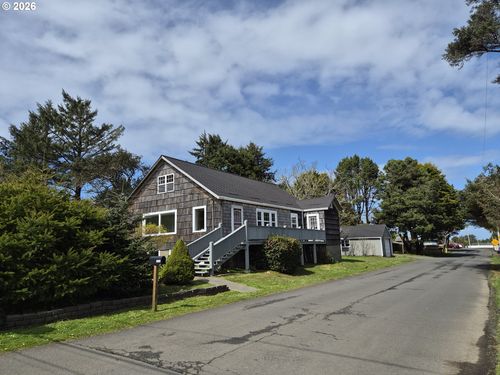 1115 Sw Harbor Ave, Lincoln City, OR, 97367-2546 | Card Image