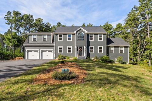17 Pond Edge Trl, Wareham, MA, 02571-1130 | Card Image