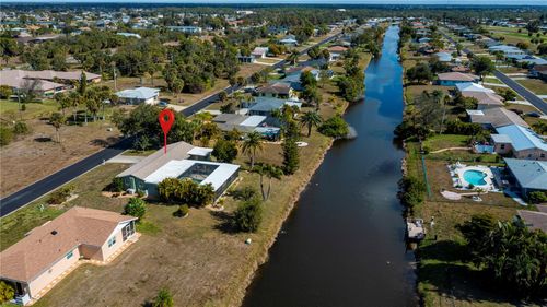 236 Annapolis Ln, Rotonda West, FL, 33947-2207 | Card Image