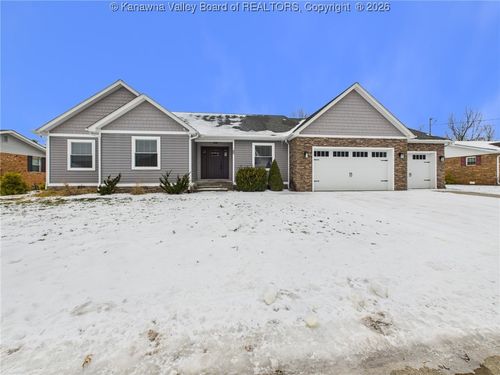 103 Limestone Dr, Eleanor, WV, 25070-1417 | Card Image