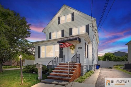 6 Hermann St, Carteret, NJ, 07008-1362 | Card Image