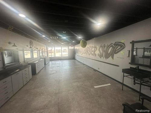 25113 W 6 Mile Rd, Redford, MI, 48240-2103 | Card Image