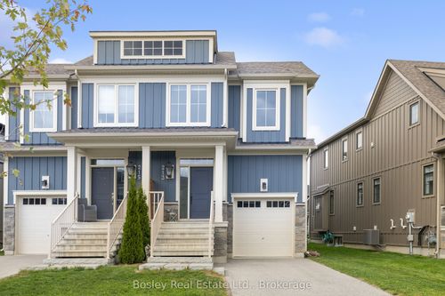 213 Yellow Birch Cres, The Blue Mountains, ON, L9Y0Z3 | Card Image