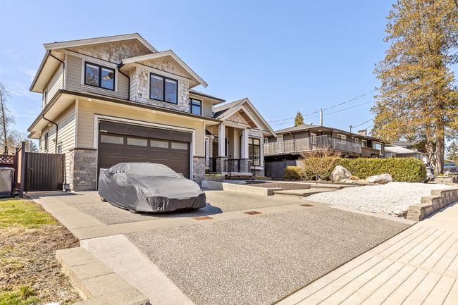 702 Wilmot Street, House other with 7 bedrooms, 5 bathrooms and 4 parking in Coquitlam BC | Image 2
