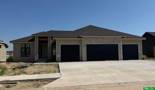 5819 N 214th Avenue Cir, Elkhorn, NE, 68022-5004 | Card Image