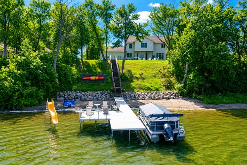 45207 Lamplight Dr, Ottertail, MN, 56571-9554 | Card Image