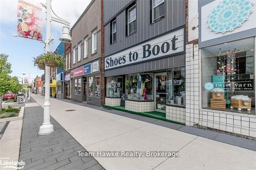 261 King St, Midland, ON, L4R3M4 | Card Image