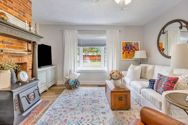 15184 State Route 725, Home with 3 bedrooms, 2 bathrooms and null parking in Germantown OH | Image 8