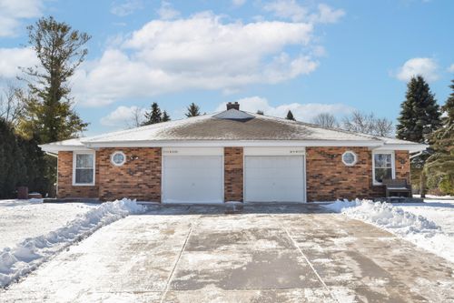 N101W15725 Council Bluffs Dr, Germantown, WI, 53022-4814 | Card Image