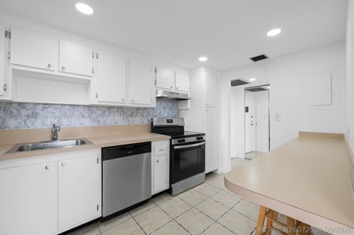 303-2781 Taft St, Hollywood, FL, 33020-2955 | Card Image