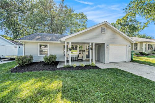 315 Spring St, Saline, MI, 48176-1220 | Card Image