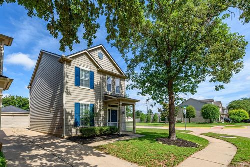 9631 Coyote Creek Dr, Houston, TX, 77095-5495 | Card Image