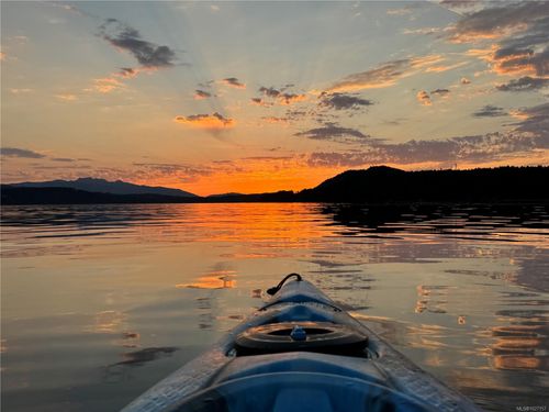 7850 Shangri-La Rd, Lantzville, BC, V0R2H0 | Card Image