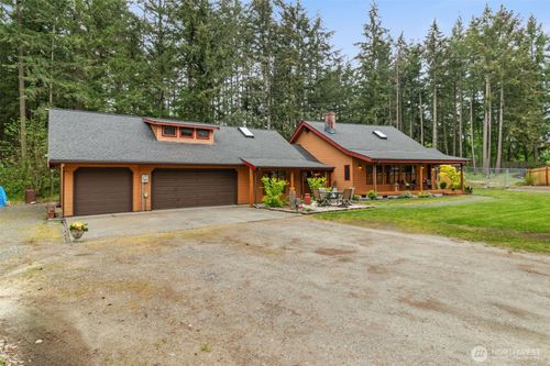 6205 255th Street Ct E, Graham, WA, 98338-9572 | Card Image