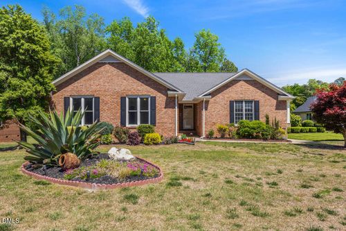 929 Old Baron Dr, Fuquay Varina, NC, 27526-7000 | Card Image