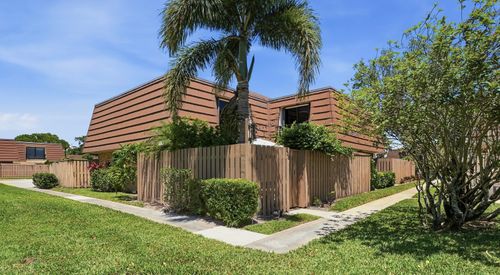 223 2nd Ct, Palm Beach Gardens, FL, 33410-5102 | Card Image