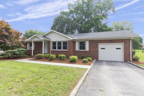 102 Molloy St, Mcminnville, TN, 37110 | Card Image