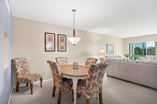 201 - 2100 Benjamin Franklin Dr, Condo with 2 bedrooms, 2 bathrooms and null parking in SARASOTA FL | Image 14