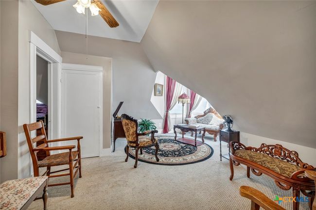 UPPER SITTING ROOM | Image 29