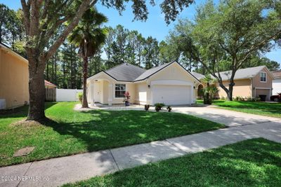 3075 Williamsburg Court, House other with 4 bedrooms, 2 bathrooms and null parking in Orange Park FL | Image 2