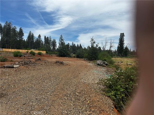1561 Adams Rd, Paradise, CA, 95969-2816 | Card Image