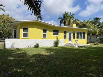 499 Ne 112th St, House other with 5 bedrooms, 4 bathrooms and null parking in Miami FL | Image 2