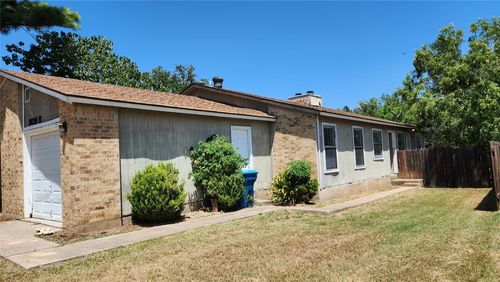 apt-b-809 Lloyd Ln, Elgin, TX, 78621-1275 | Card Image