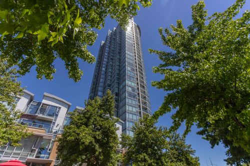2505-1033 Marinaside Cres, Vancouver, BC, V6Z3A3 | Card Image