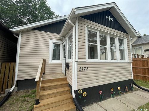 2172 Wallace St, Regina, SK, S4N4A5 | Card Image