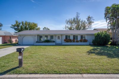 91 Caddy Road, House other with 3 bedrooms, 2 bathrooms and null parking in Rotonda West FL | Image 1