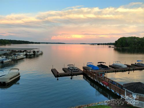 unit-314-7831 Spinnaker Bay Dr, Sherrills Ford, NC, 28673-9293 | Card Image