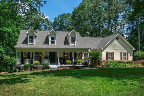 2050 Lyda Ln, Loganville, GA, 30052-2769 | Card Image