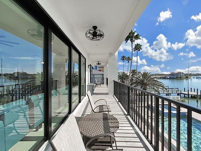 Balcony Second Floor | Image 21