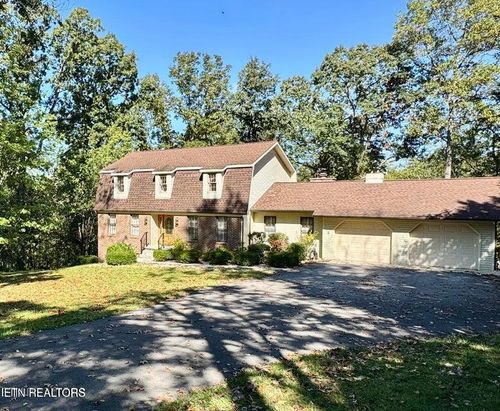 1230 Stonewall Jackson Dr, Dandridge, TN, 37725-4314 | Card Image