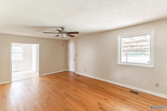 3404 Mastin Lake Rd Nw, House other with 3 bedrooms, 2 bathrooms and null parking in Huntsville AL | Image 6