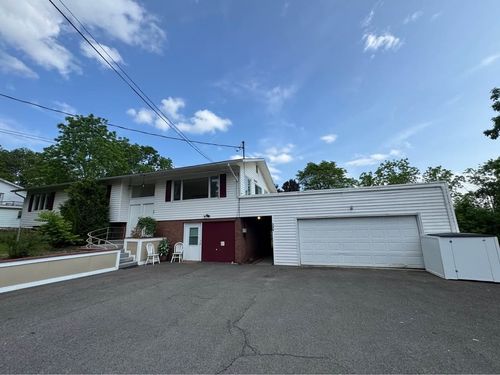 137 Honness Ln, Ithaca, NY, 14850-6253 | Card Image