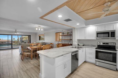 apt-h21-88181 Old Hwy, Islamorada, FL, 33036-3098 | Card Image