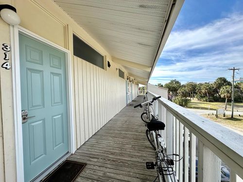 314-82 2nd St, Cedar Key, FL, 32625 | Card Image