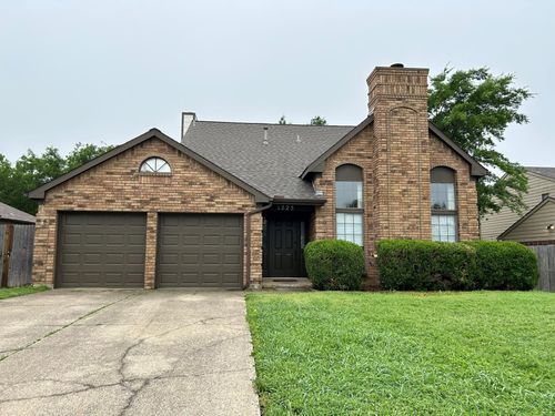 1225 Eaton Ln, Grapevine, TX, 76051-7400 | Card Image