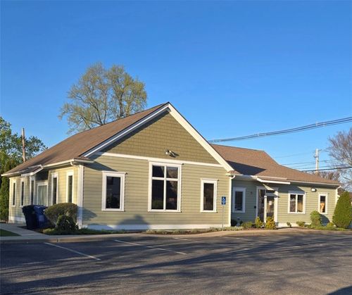 2871 Post Rd, Warwick, RI, 02886-3116 | Card Image