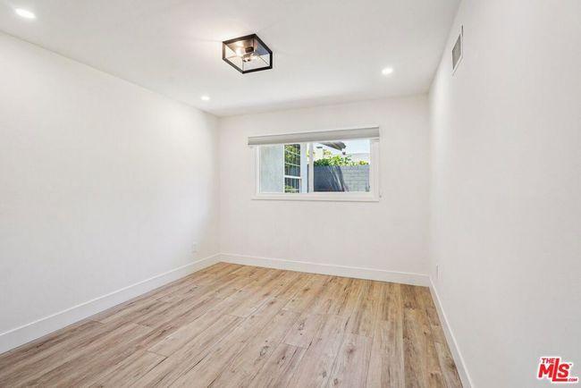 16901 Kinzie St, House other with 4 bedrooms, 2 bathrooms and 2 parking in Northridge CA | Image 18